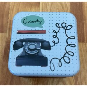 Collectable Fossil‎ watch empty tin for a Carlie watch.